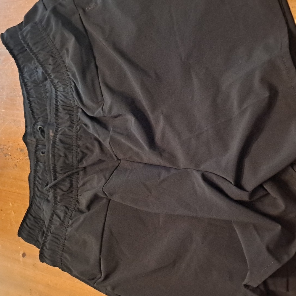 Nike 5" Black Unlined Dryfit Shorts (3) - Picture 8 of 9